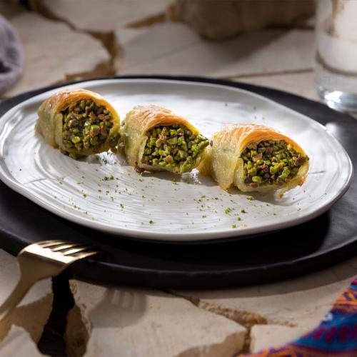 İri Fıstıklı Şöbiyet